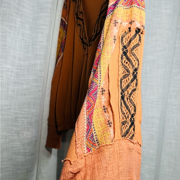 Free People Embroidered Ribbed Cotton Women's Bell Sleeve Boho Top - Picture 10 of 10